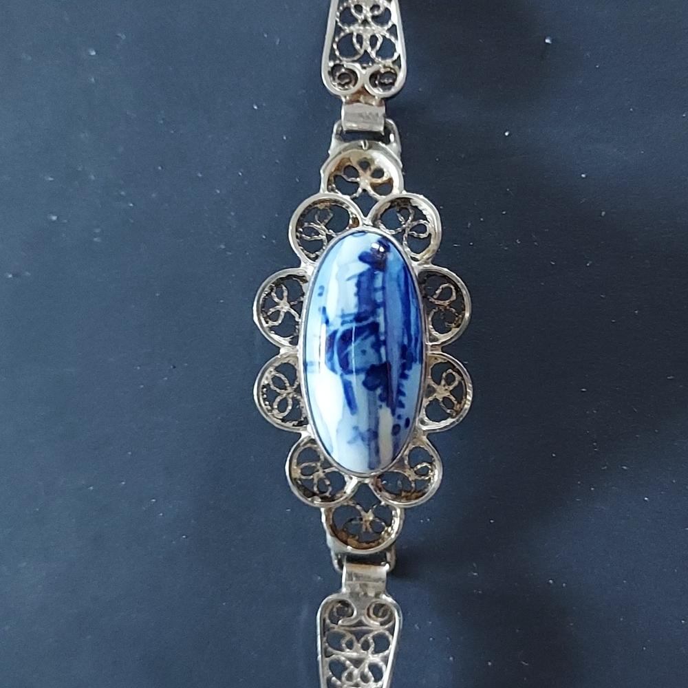Vintage filigree sterling silver bracelet